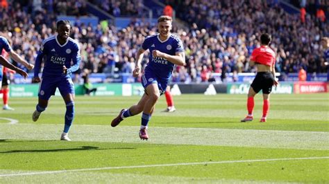 Mavididi Sends City Back Top .